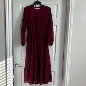 Elegant Burgundy Long Sleeve Dress
